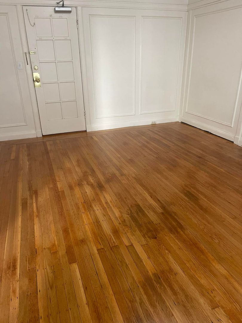 Berkeley Apartment: 2419 Durant Ave