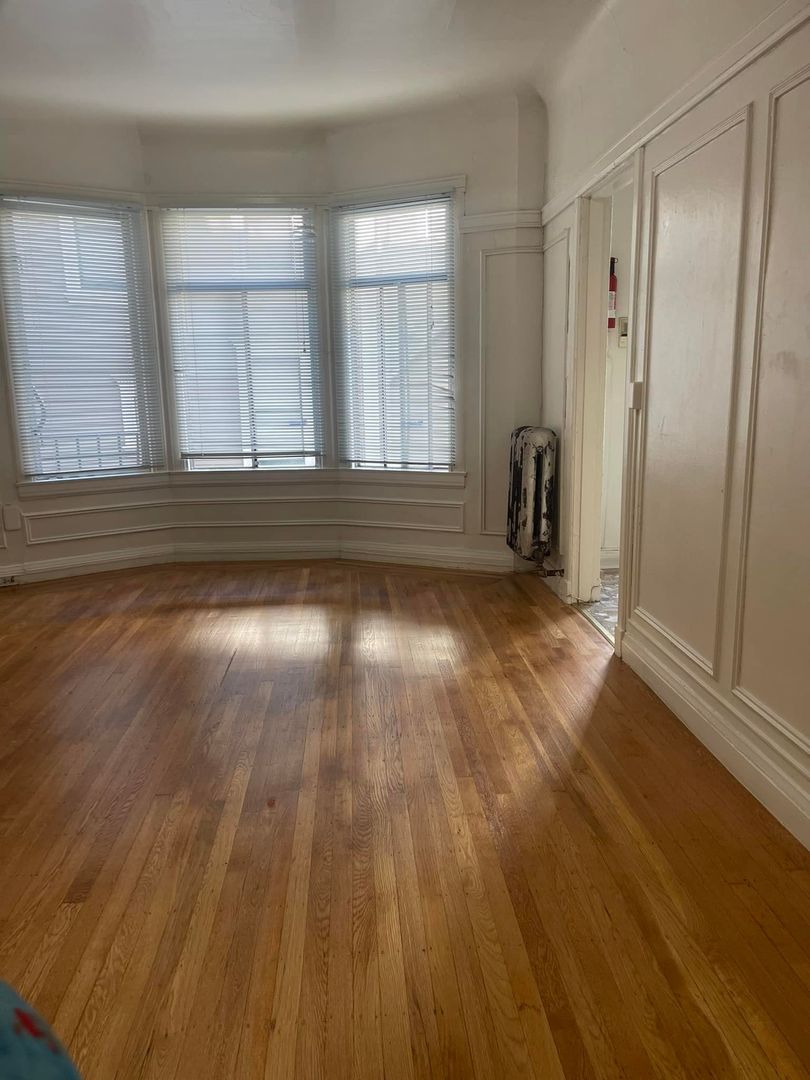 Berkeley Apartment: 2419 Durant Ave