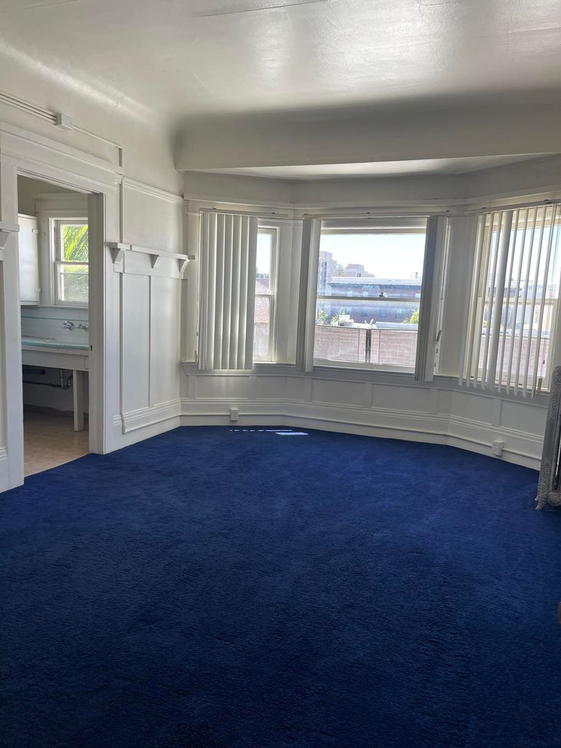 Berkeley Apartment: 2525 Durant Ave