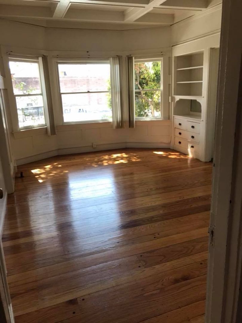 Berkeley Apartment: 2525 Durant Ave