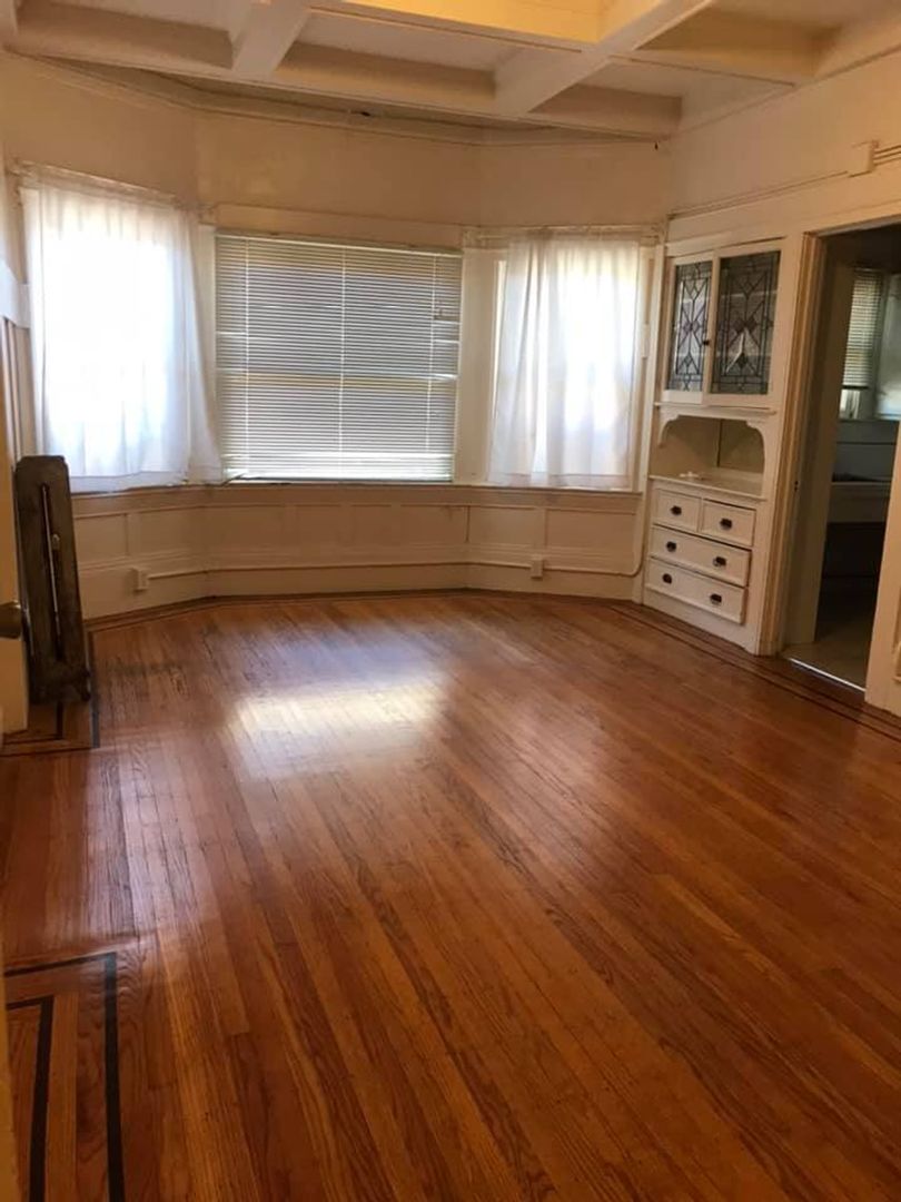 Berkeley Apartment: 2525 Durant Ave