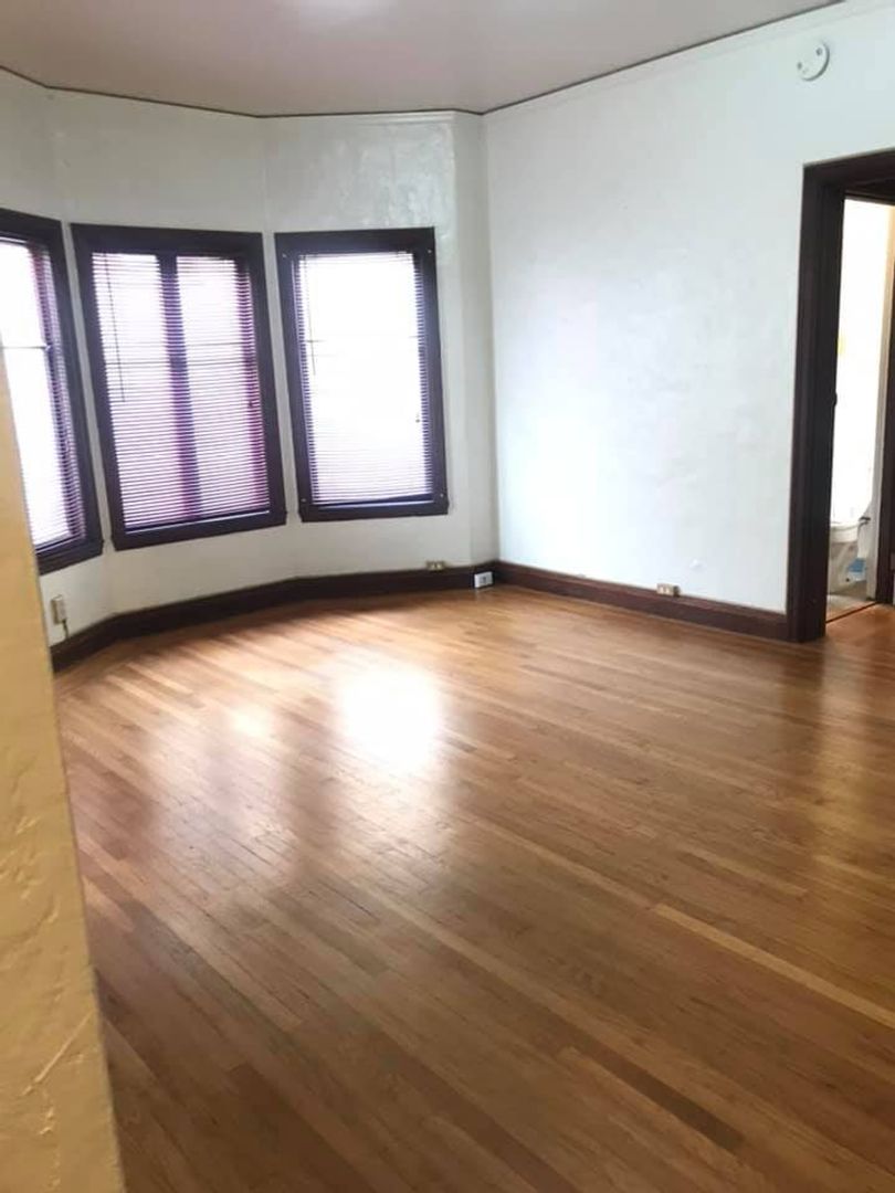 Berkeley Apartment: 1817 Oxford St