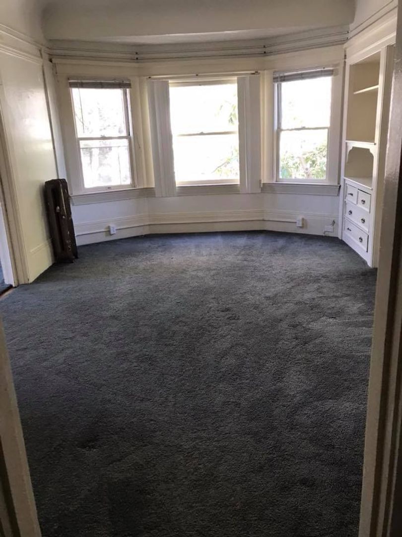 Berkeley Apartment: 2525 Durant Ave