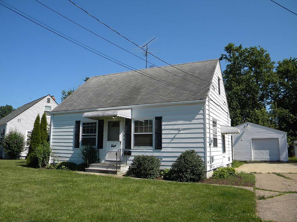 Lorain House: 2484 E. 38th Street
