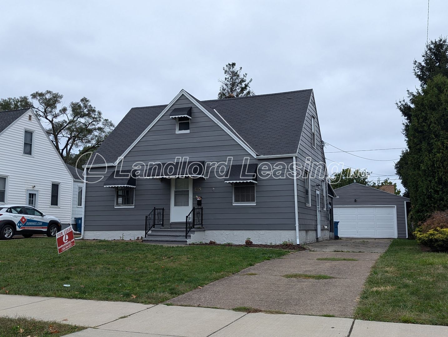 Remodeled Cape Cod with New Kitchen and 1.5 Baths!