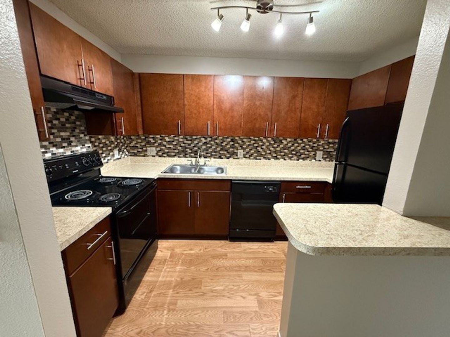 Coral Springs Apartment: 2801 Northwest 91st. Ave.