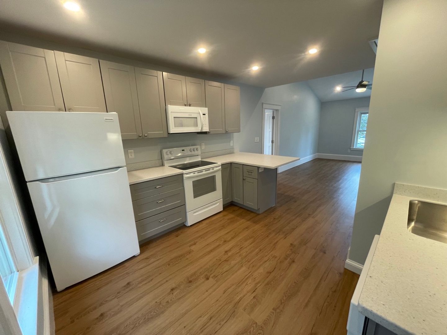 Bedford Apartment: 65 Loomis Street