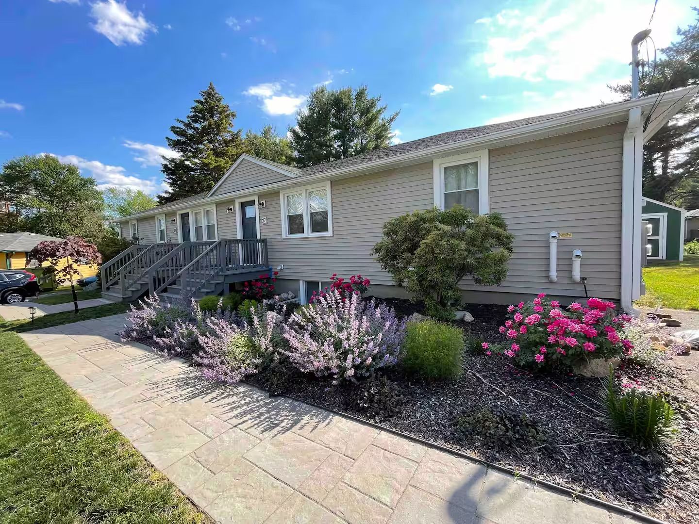 Bedford Apartment: 27-29 Neillian Way