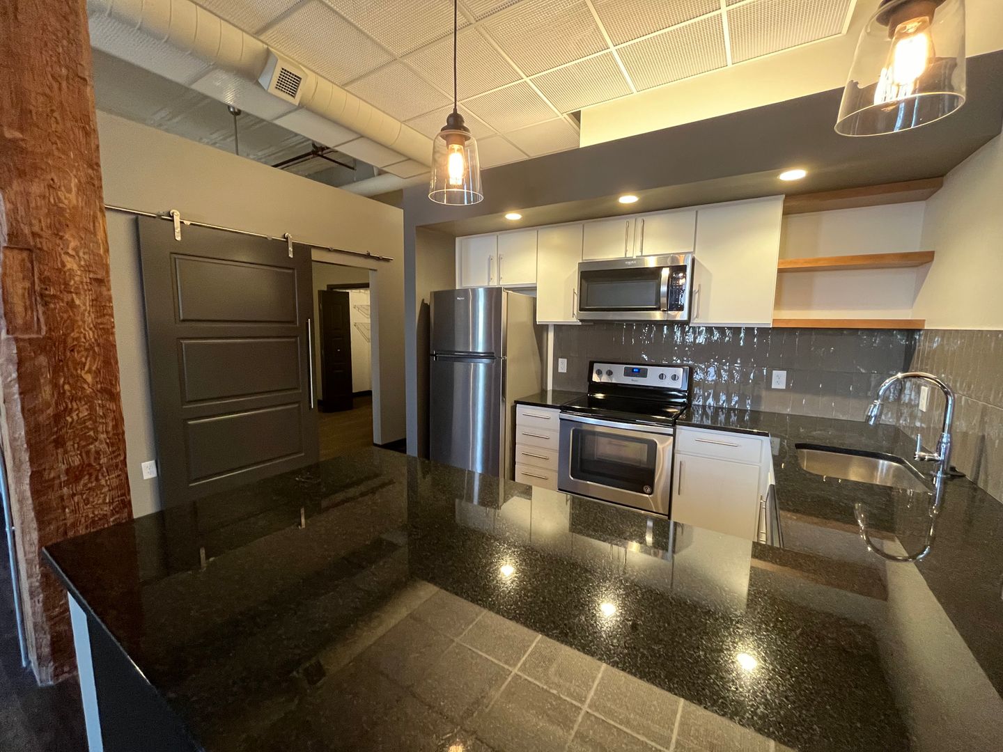 Wichita Apartment: 619 E William St