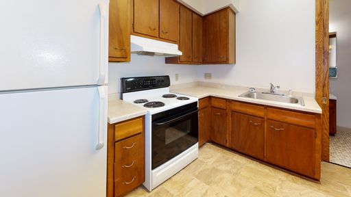 One Bedroom - Laundry Hook-ups – photo 1