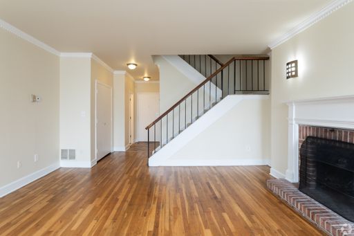 2 Bedroom Rental – 1518 Park Avenue, Baltimore, MD 21217