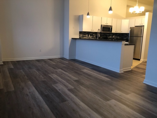 Lovely 2 Bedroom with A Spacious Dining Room – photo 1