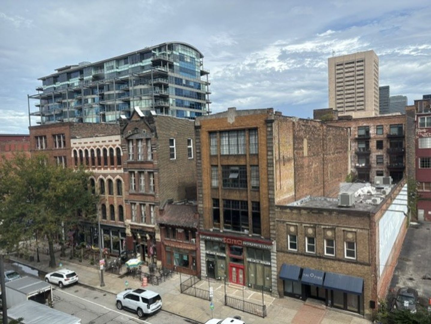Cleveland Apartment: 1300 West Ninth Street