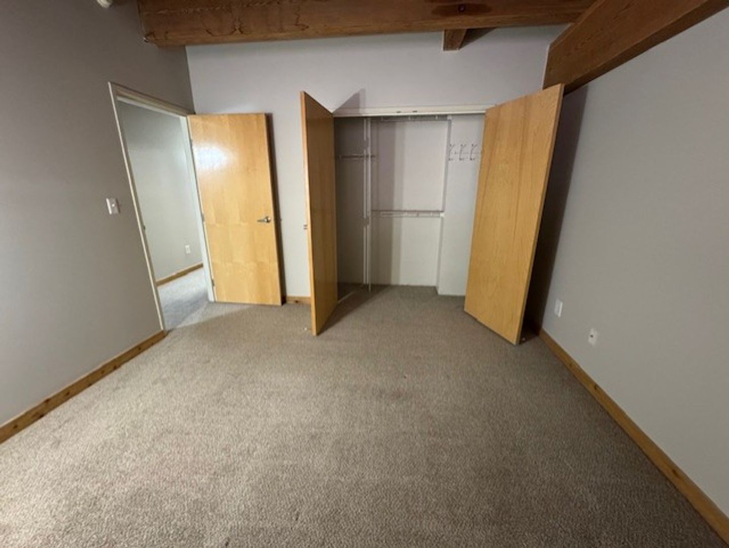 Cleveland Apartment: 1300 West Ninth Street