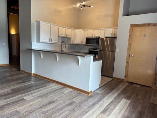 Urban Oasis: Downtown Cleveland 2 Bedroom Loft with Private Rooftop Deck – photo 1