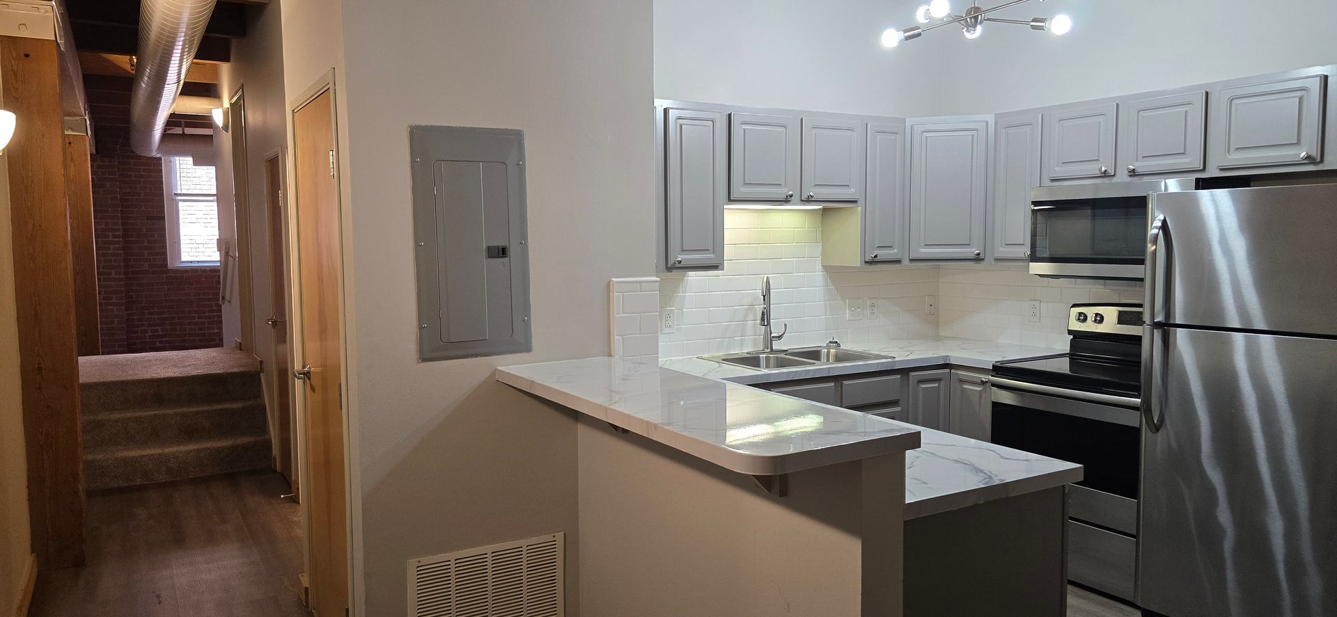 Cleveland Apartment: 1300 West Ninth Street