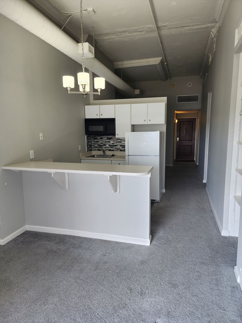 Cleveland Apartment: 740 West Superior Ave