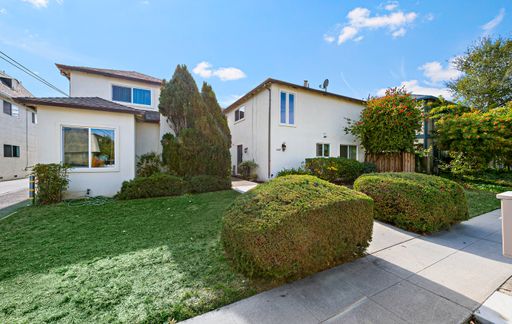 2 bed/1 bath in fourplex. Blue Hills, Miller Middle, Lynbrook High – photo 1