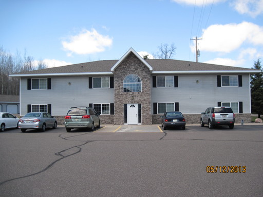 2 BD 1 BA Forest View