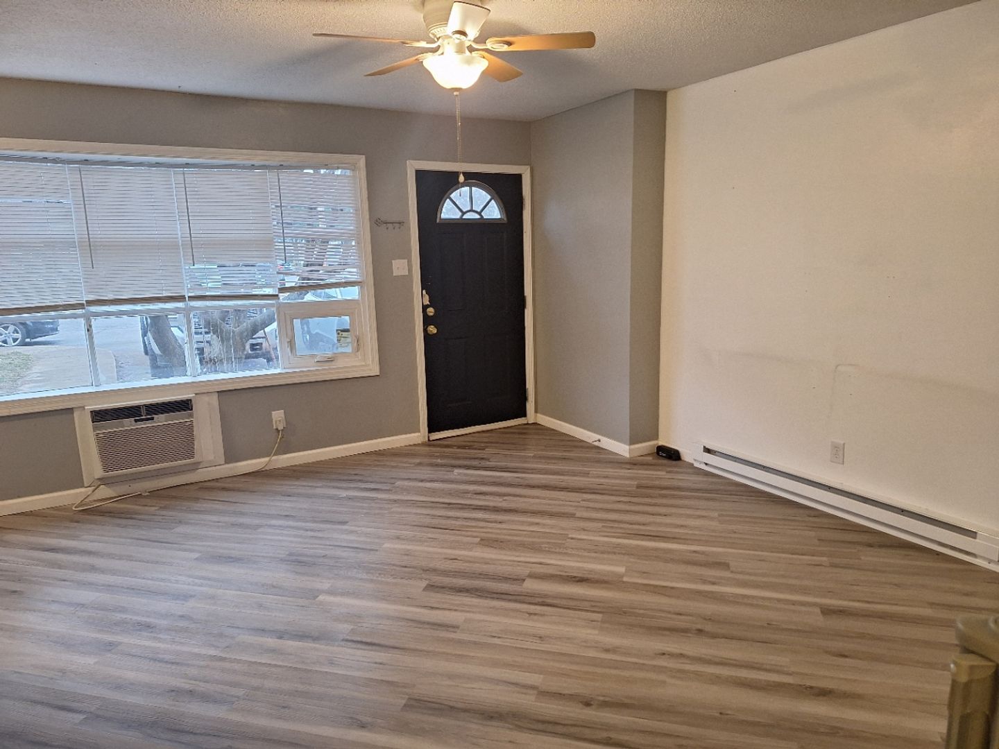 Carbondale Apartment: Westridge