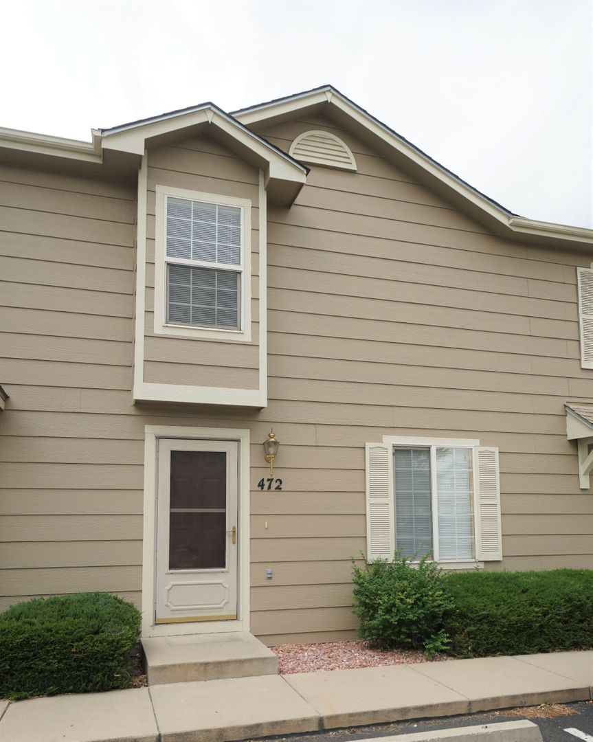 Colorado Springs Townhome: 472 Kitfield View