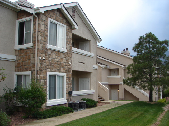 Colorado Springs Condo: 3610 Strawberry Field Grove