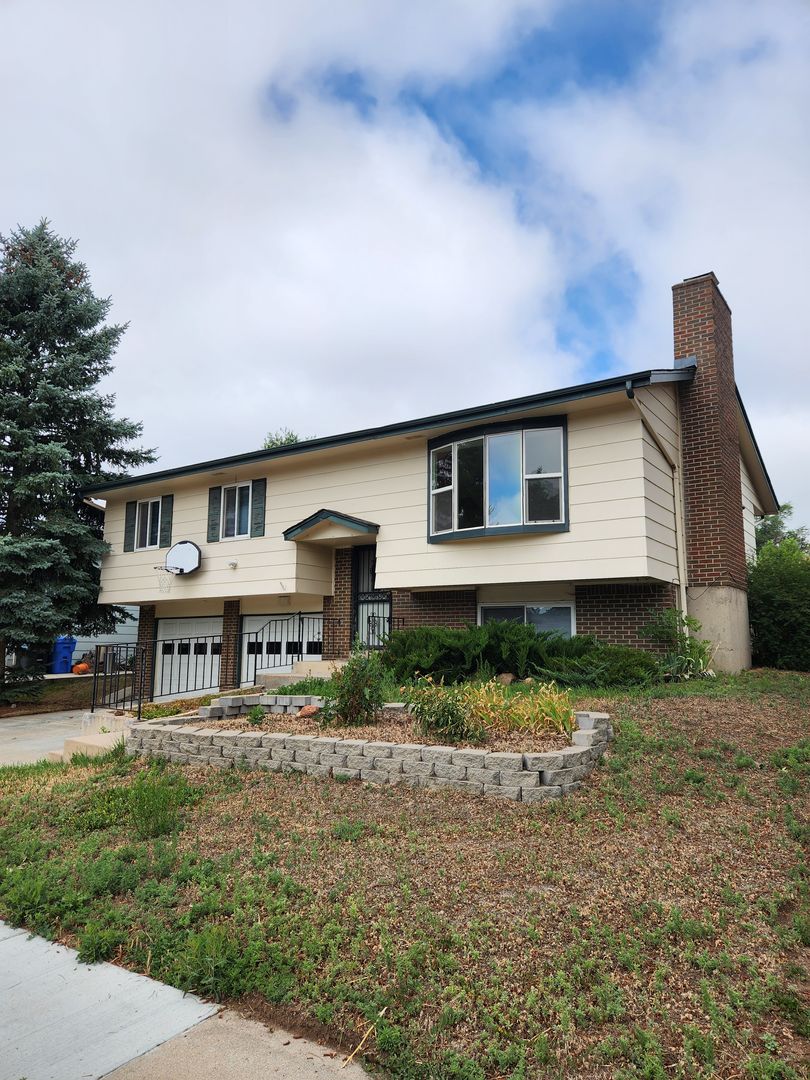 Colorado Springs House: 1822 Wooten Road