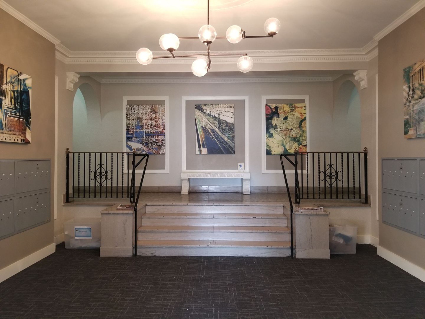 Lobby at Devonshire Apartments (4 of 4)