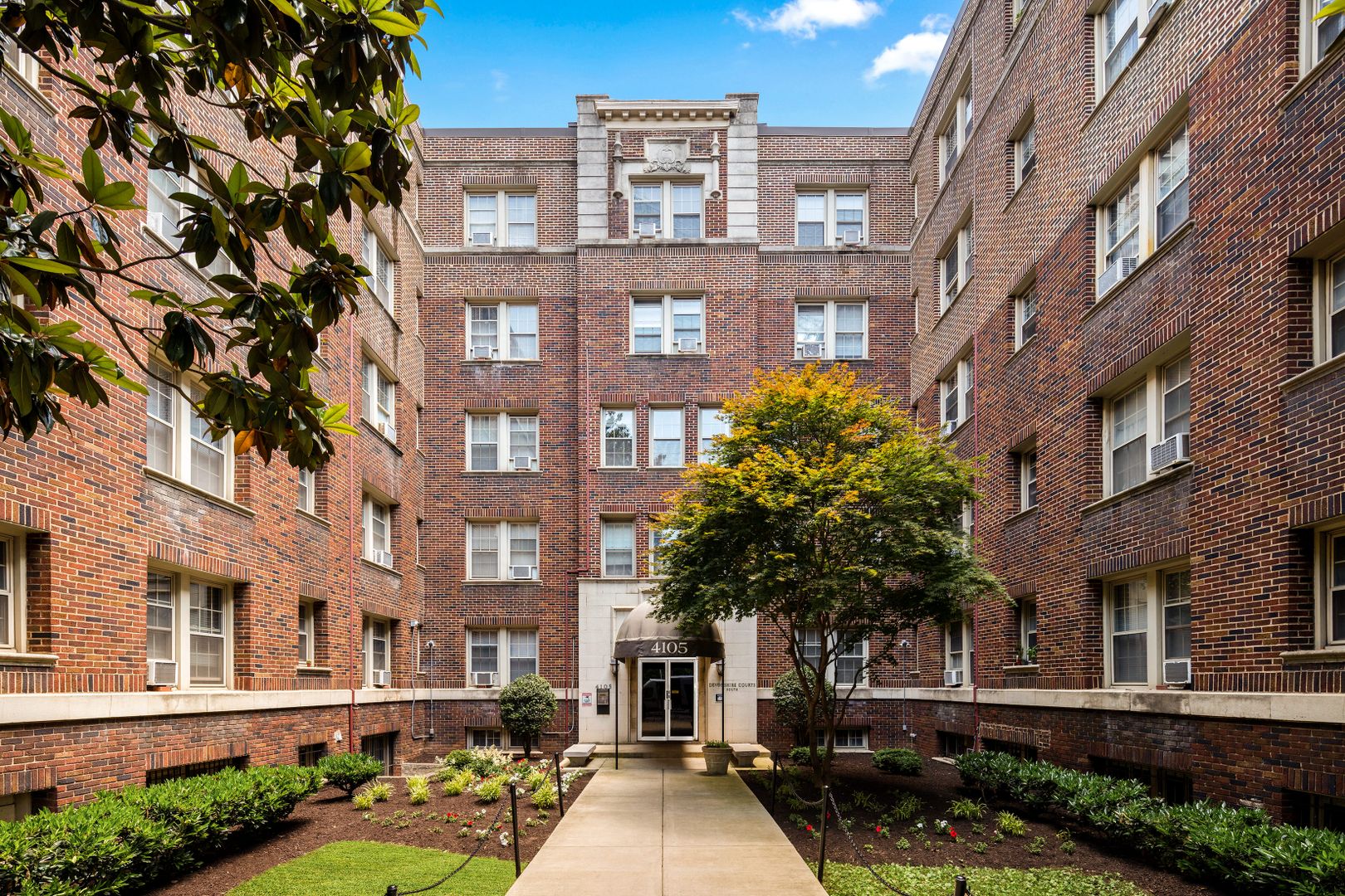 Devonshire Apartments 3 of 11