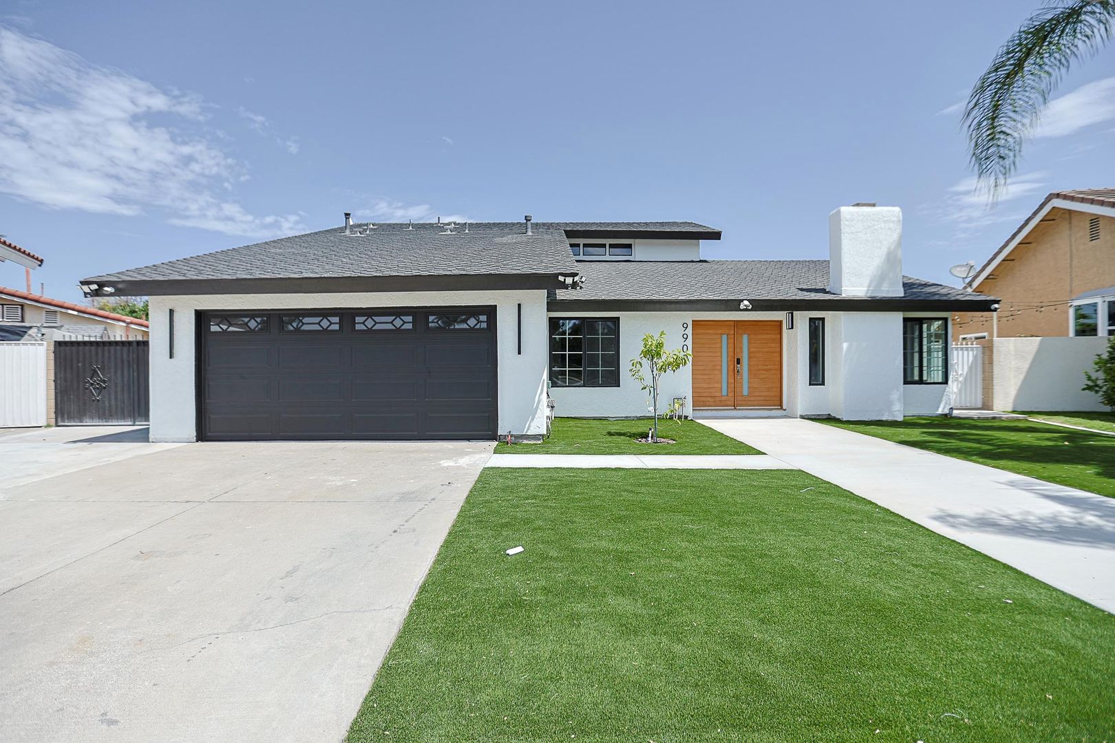 Fountain Valley House: 9909 Merced River Ave.