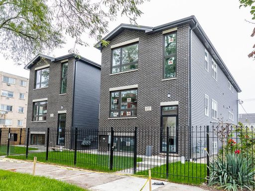 4737 S Michigan Unit 1 – photo 1