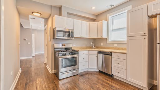 2353 W 18th Place Unit 3R – photo 1