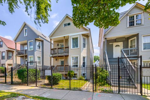 2947 N Avers Ave Unit 2 – photo 1