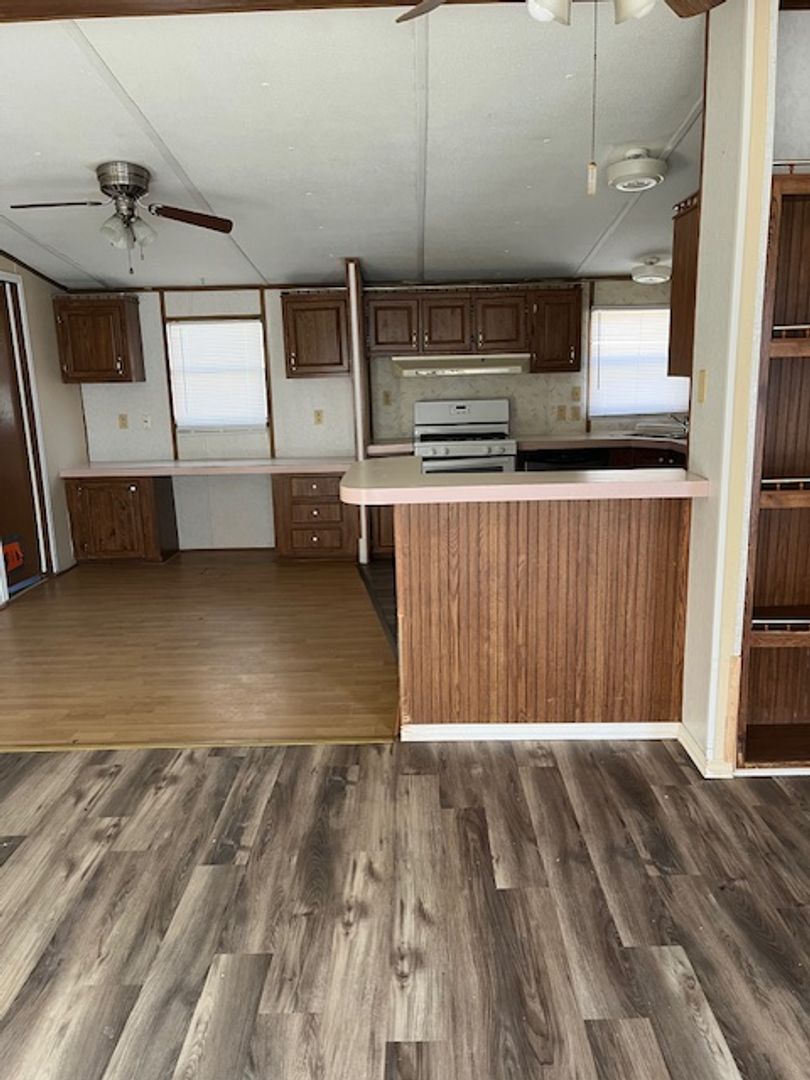 Burkburnett Apartment: 1505 Sheppard Rd