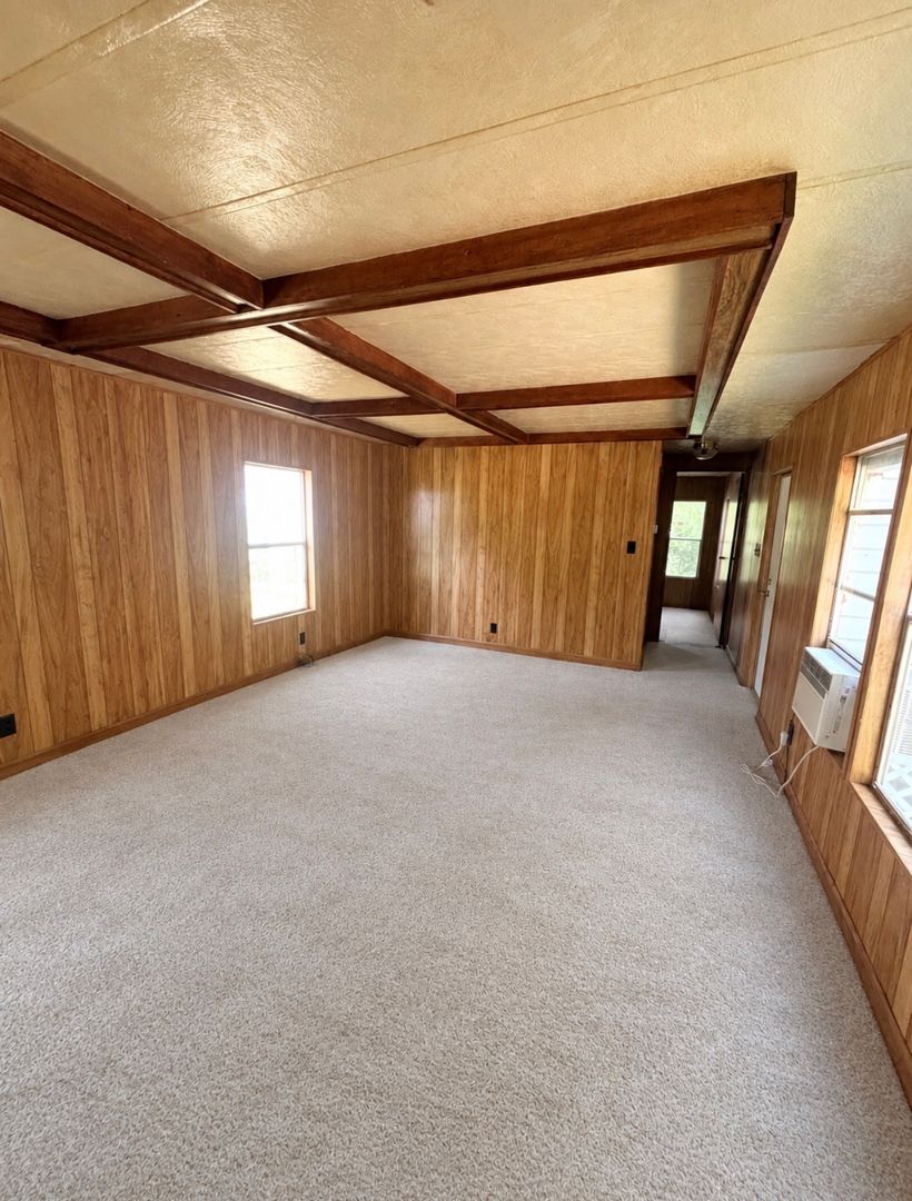 Little Rock Apartment: 7600 Arch Street Pike