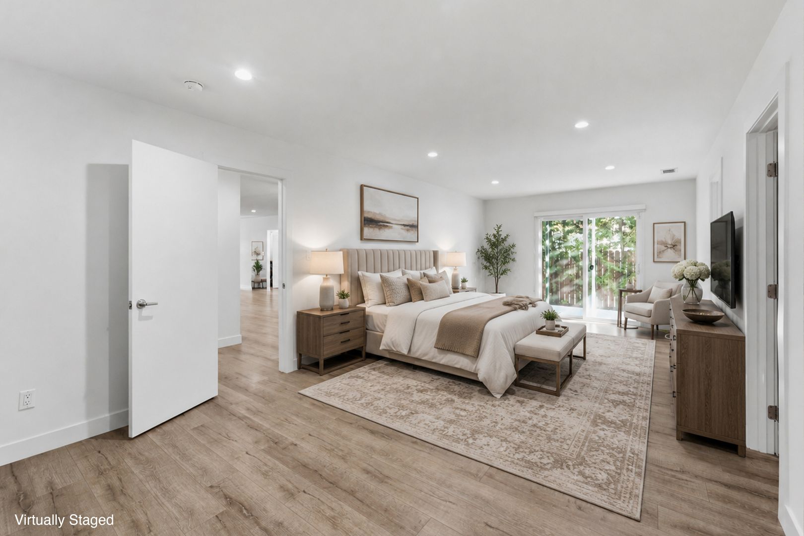 2122 S Highland Ave 11 of 12