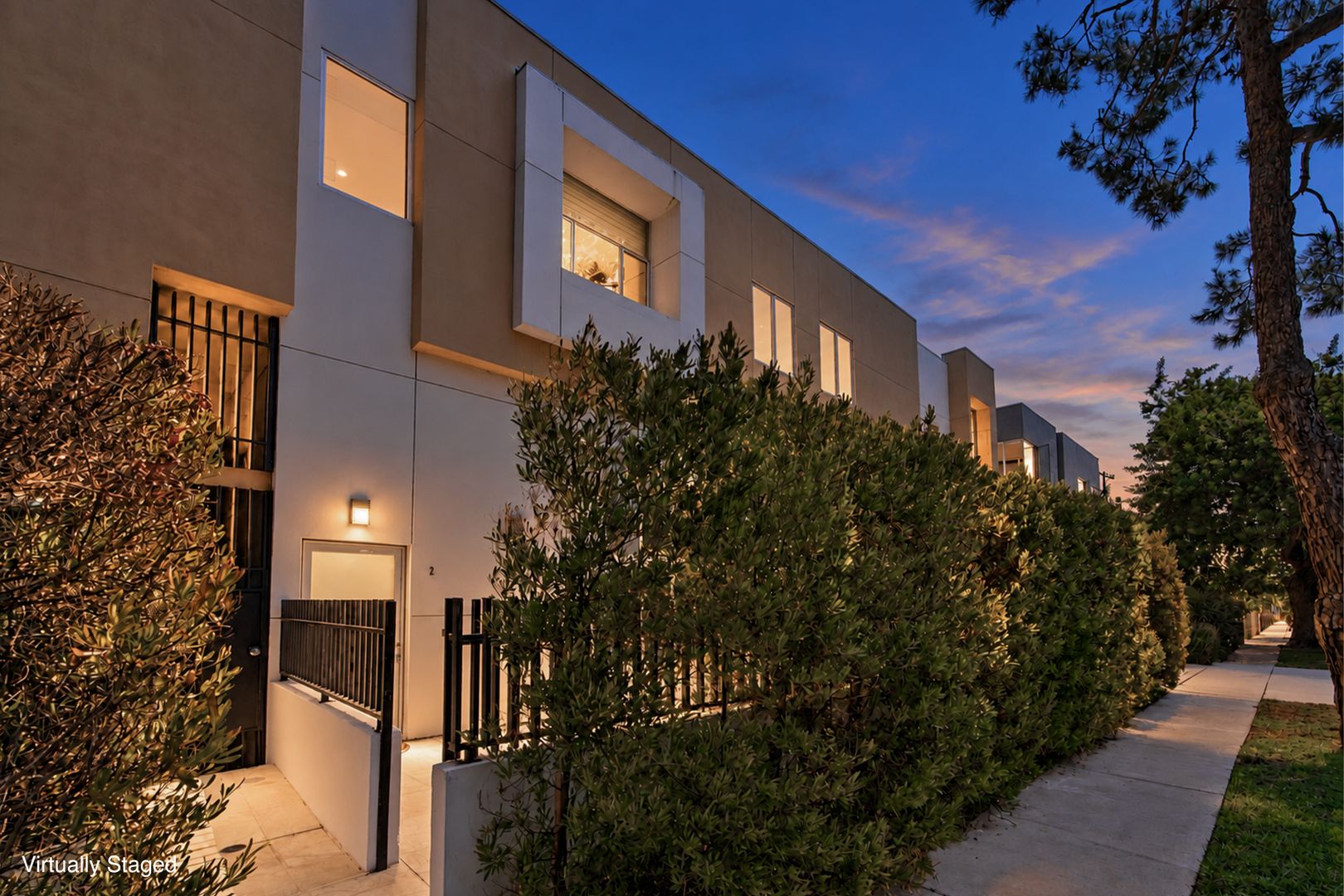 1120 N El Centro Ave #2 2 of 8