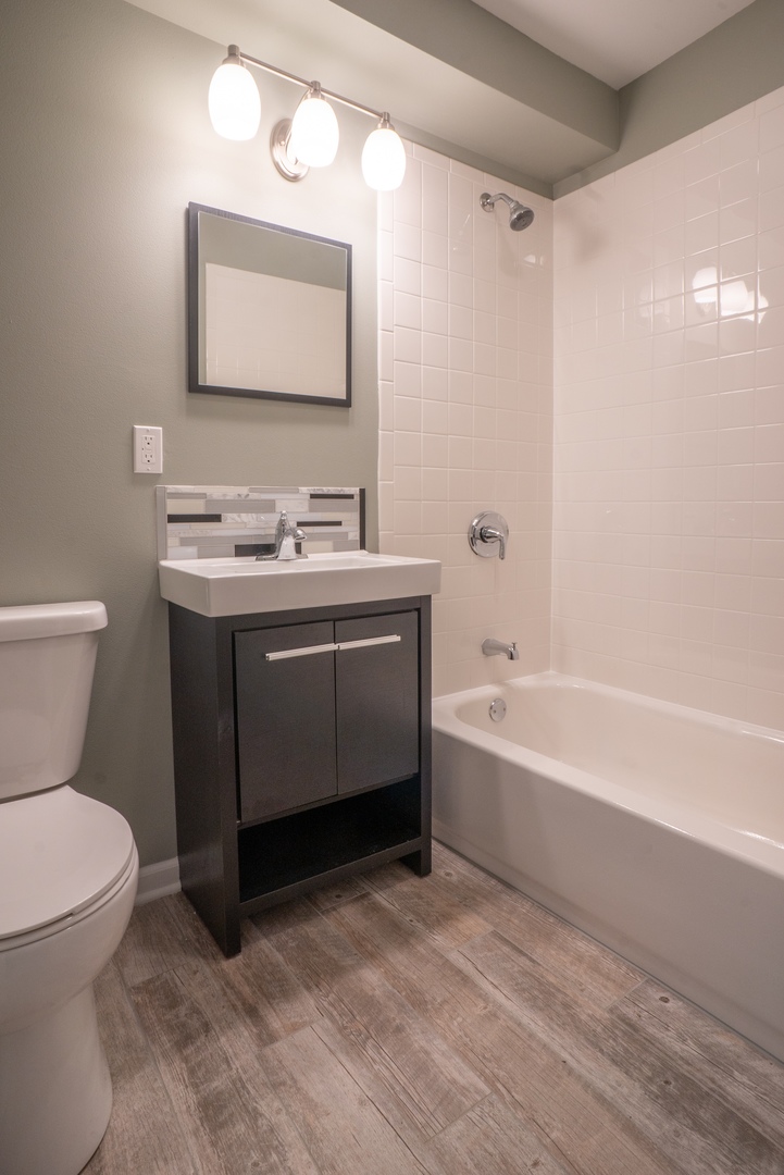 Kenosha Apartment: 4711 38th Ave.