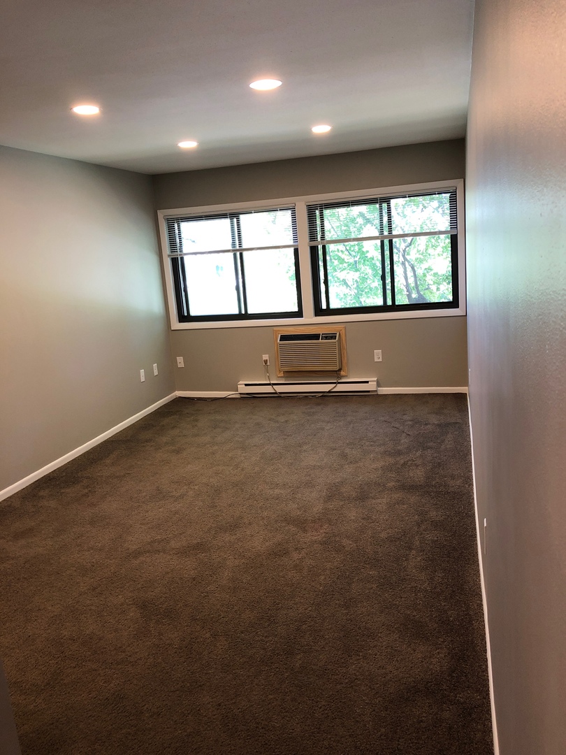 Racine Apartment: 5021 Byrd Ave.