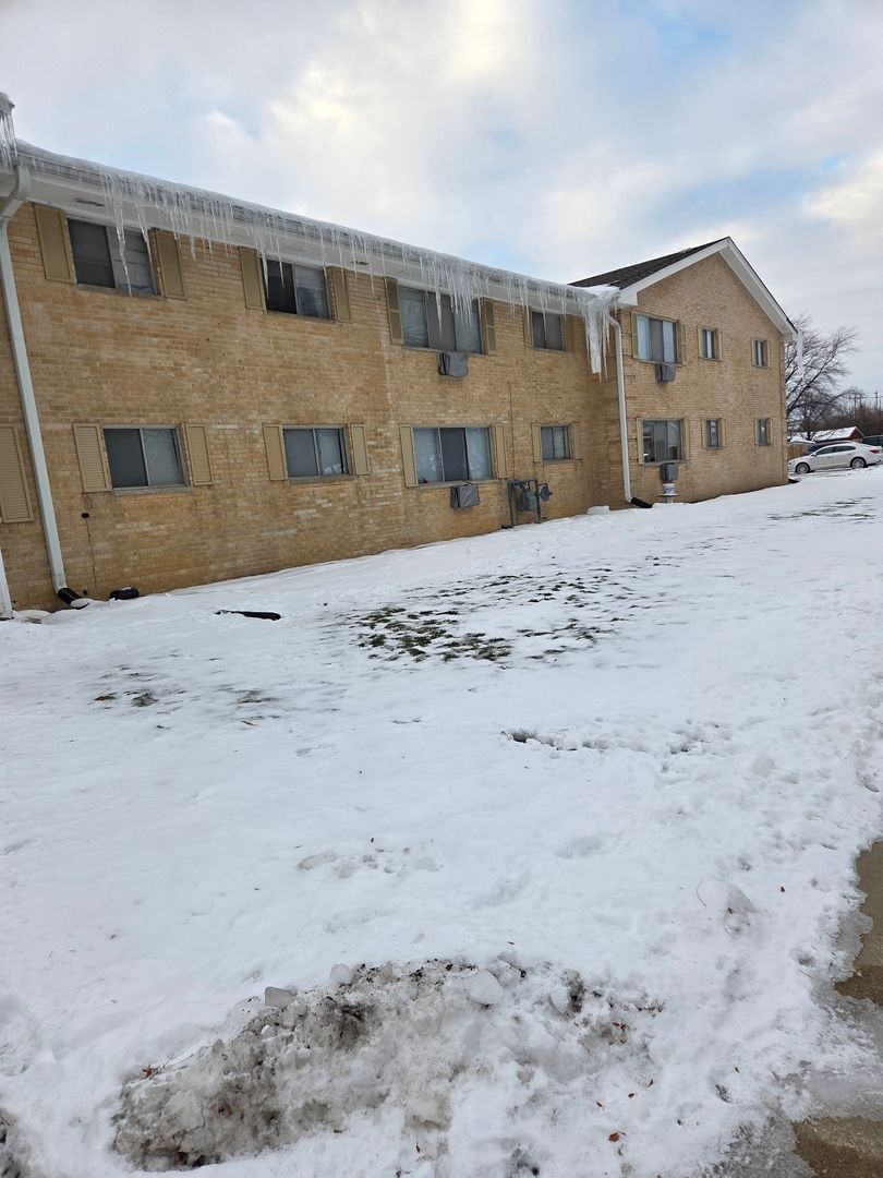 Kenosha Apartment: 5414 58th Ave