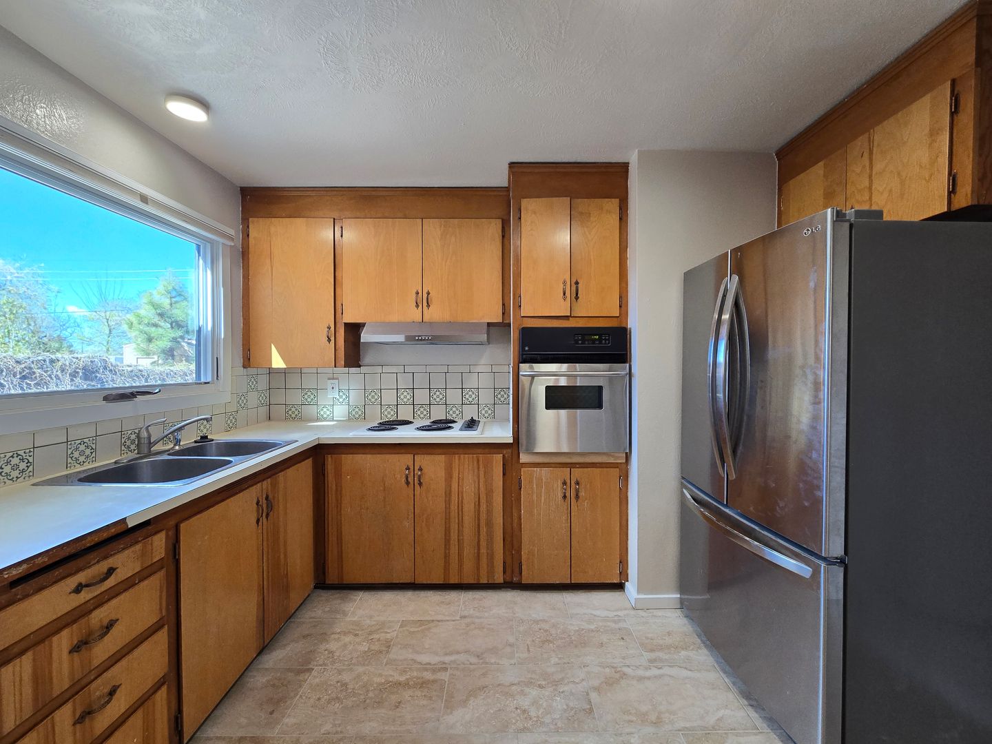 Santa Fe House: 1018 Camino Carlos Rey