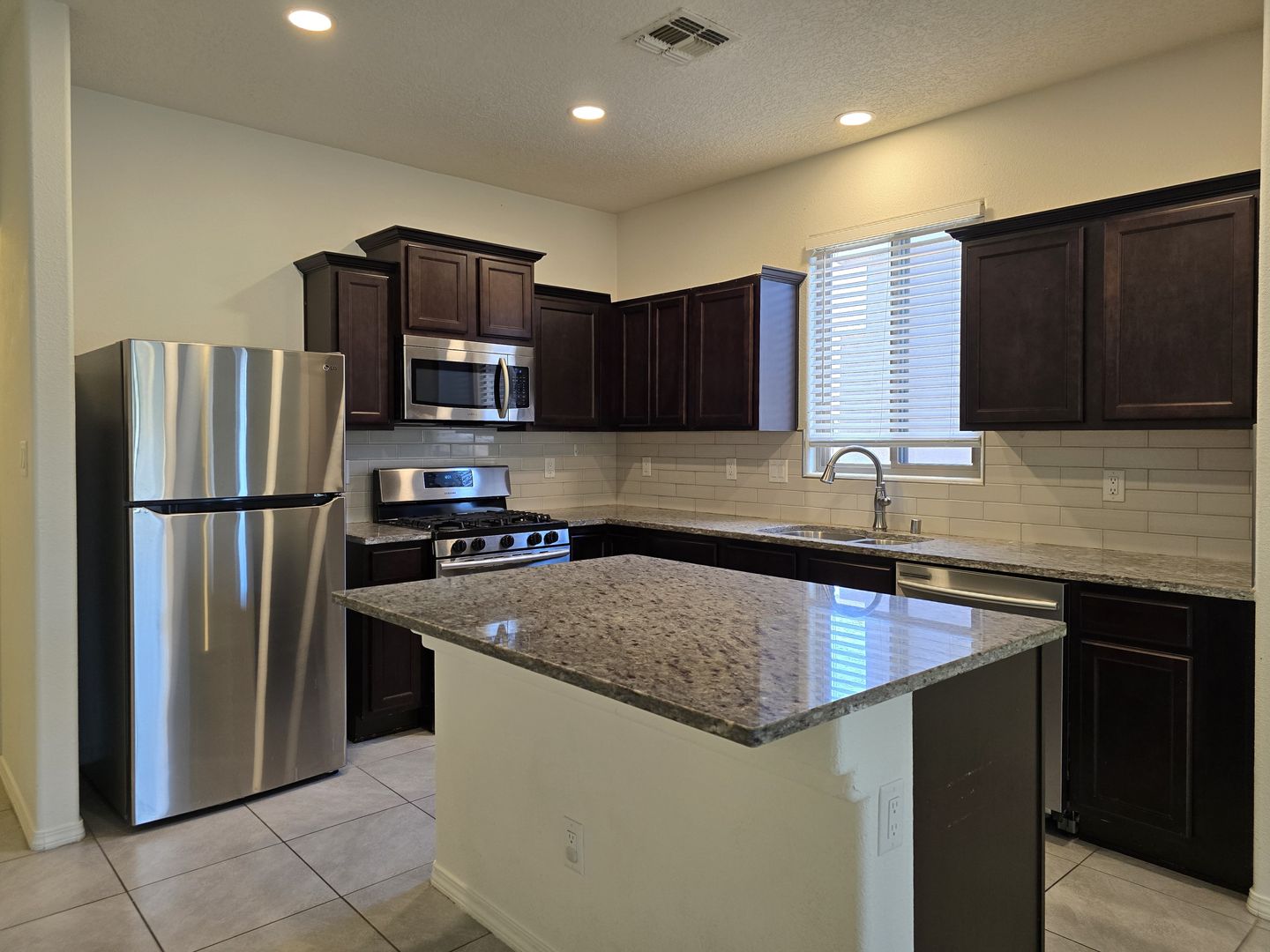Santa Fe House: 5328 Camino Del Griego