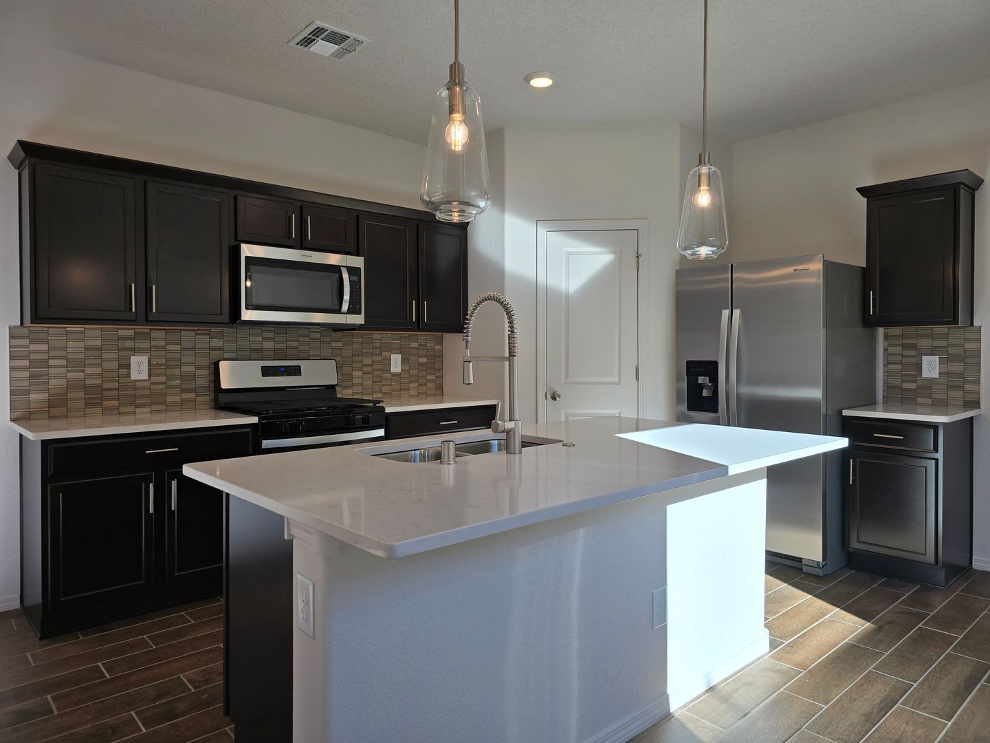 Santa Fe House: 3939 Soledad