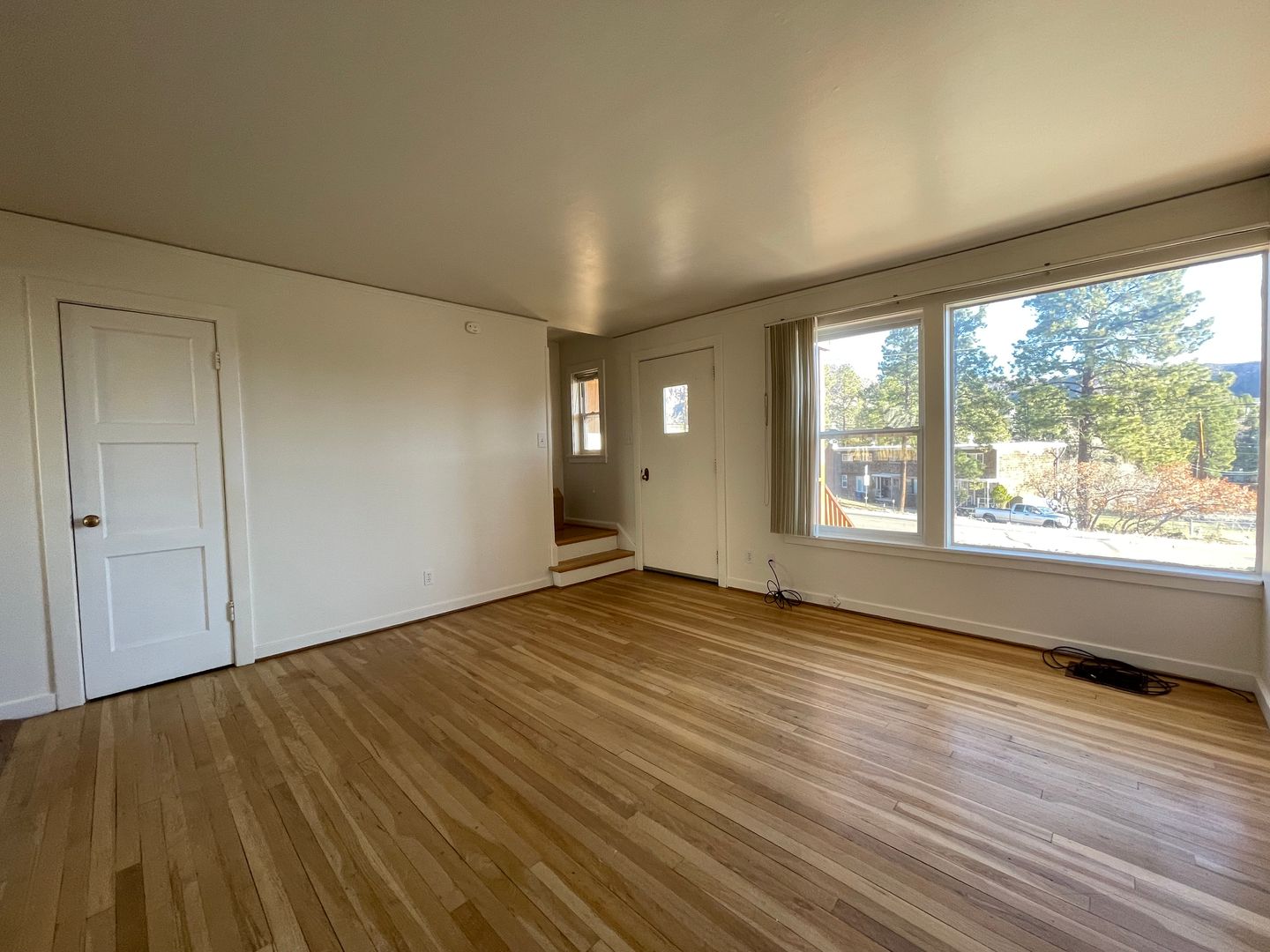 Los Alamos Townhome: 4477 Yucca St #B