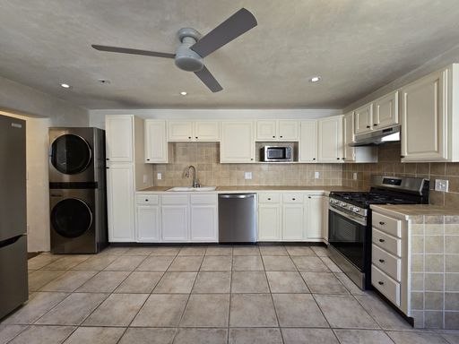 603 1/2 Paseo de Peralta – photo 1