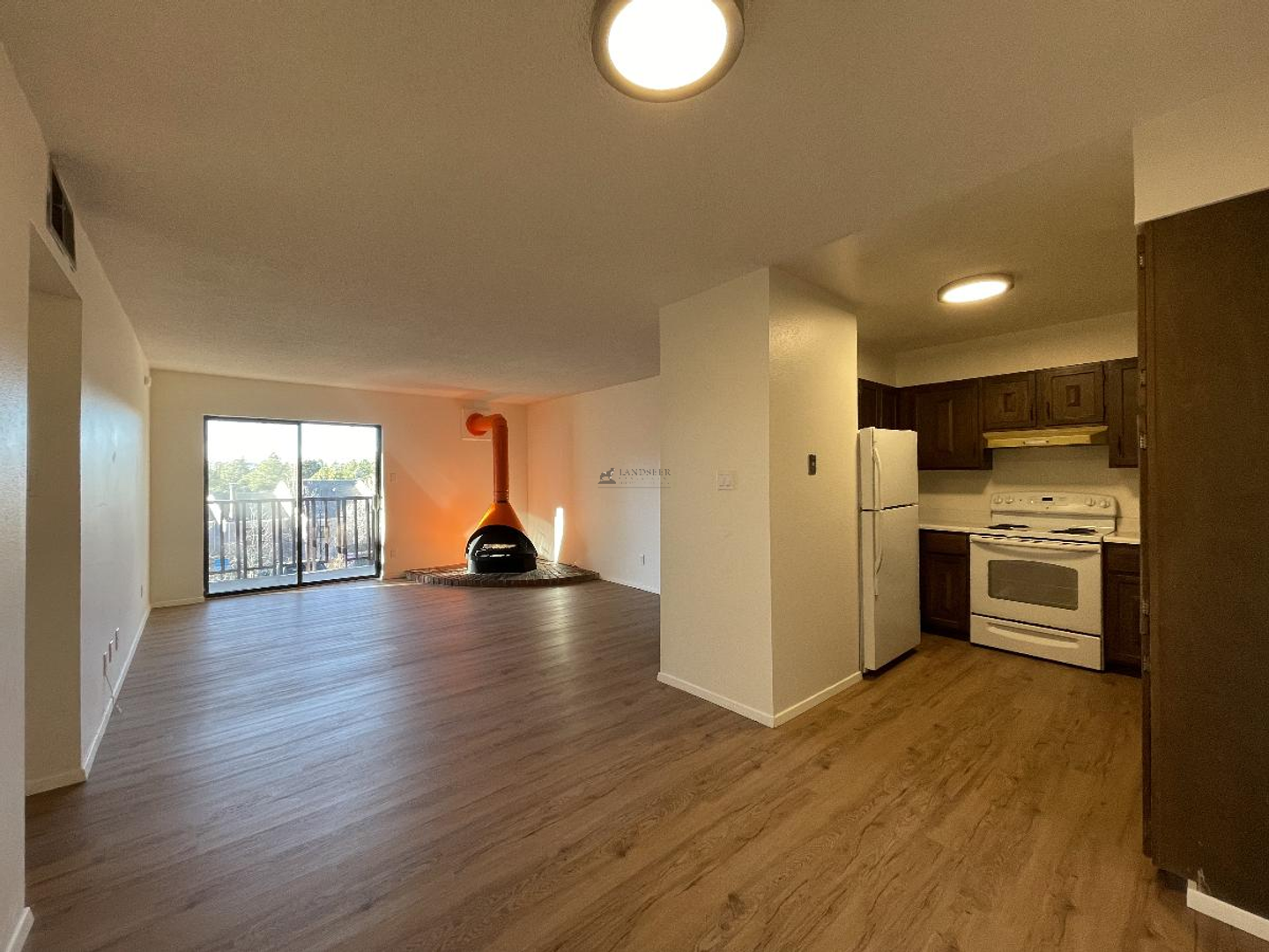 Los Alamos House: 3055 Trinity Dr #515