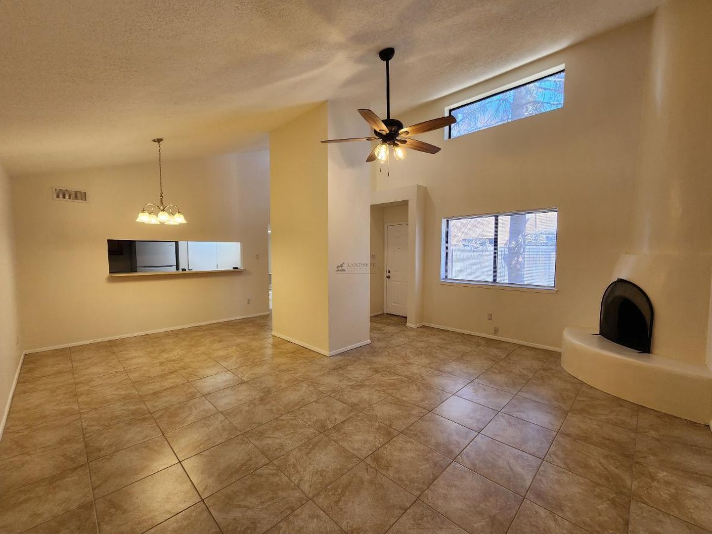 Santa Fe House: 2867 Calle De Oriente