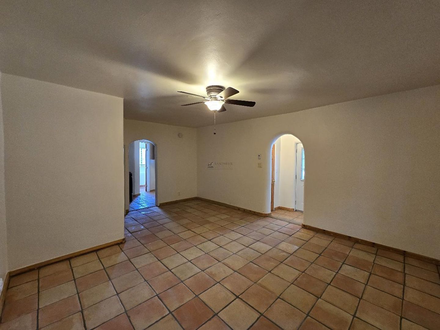 Santa Fe Apartment: 119 Fiesta St
