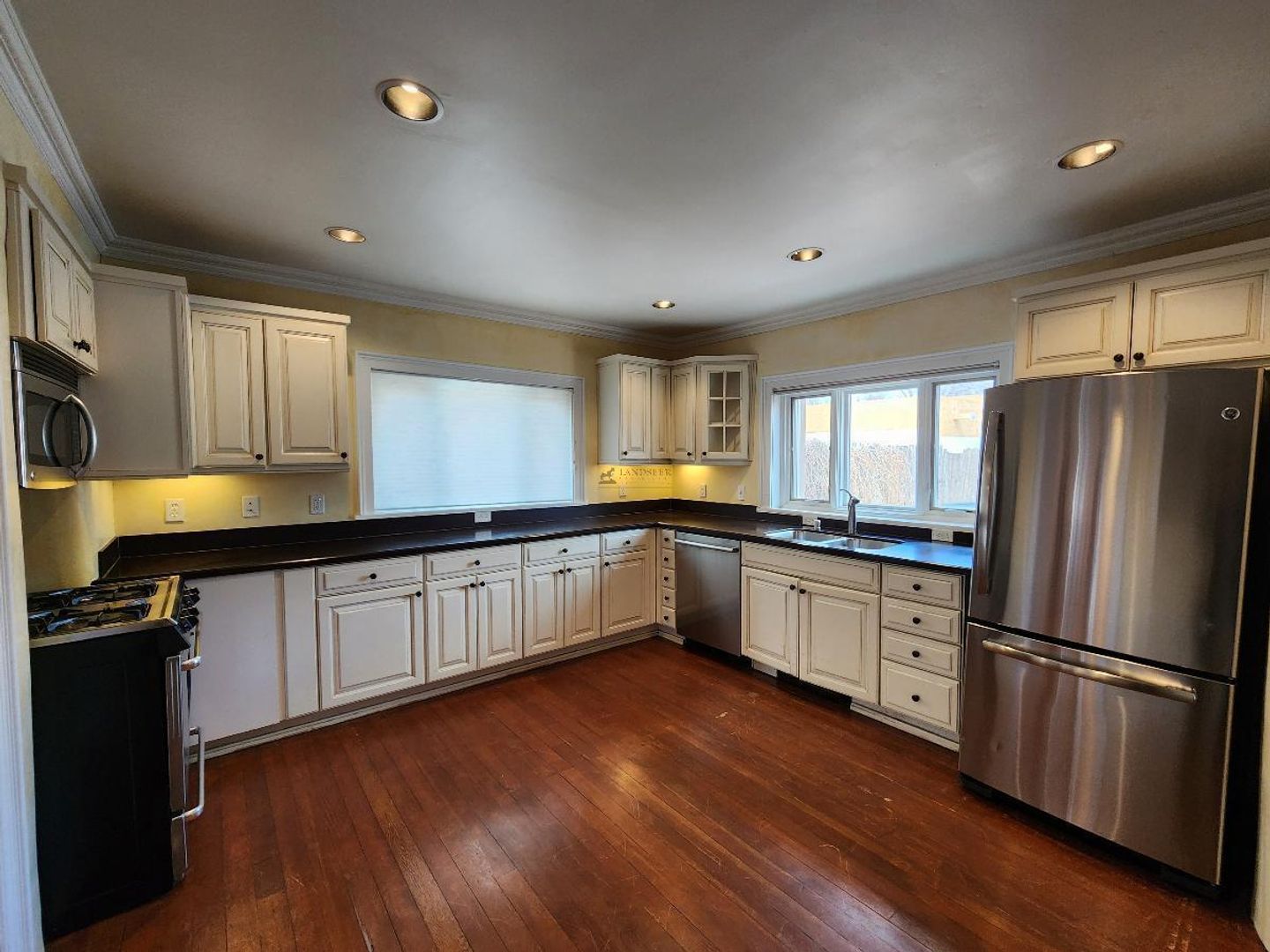 Santa Fe House: 549 Agua Fria St
