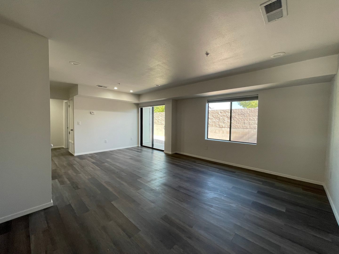 Santa Fe Apartment: 920 Shoofly St